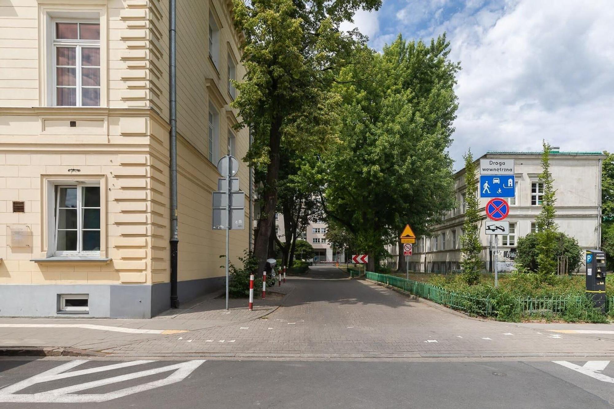 Elektoralna 12A - Colorful Apartment With Balcony By Noclegi Renters Warsaw Ngoại thất bức ảnh