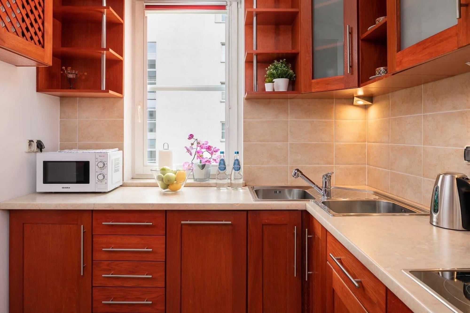 Elektoralna 12A - Colorful Apartment With Balcony By Noclegi Renters Warsaw Ngoại thất bức ảnh